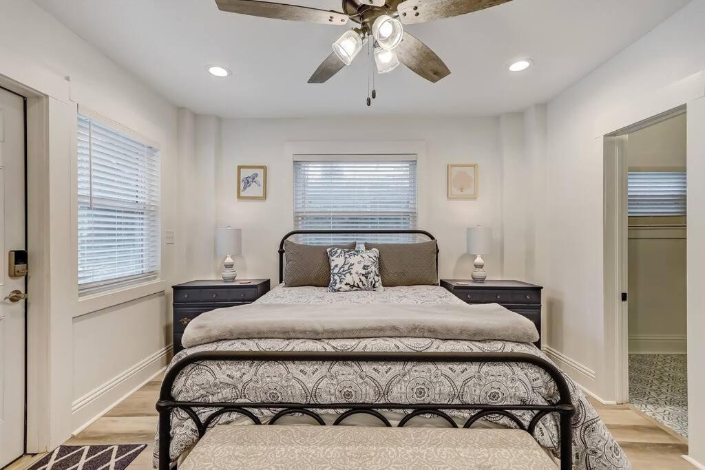 Beachside Retreat Awaits At Jacksonville Beach Eksteriør billede