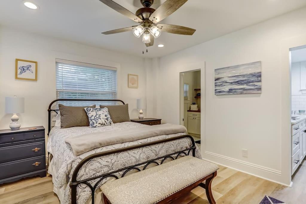 Beachside Retreat Awaits At Jacksonville Beach Eksteriør billede